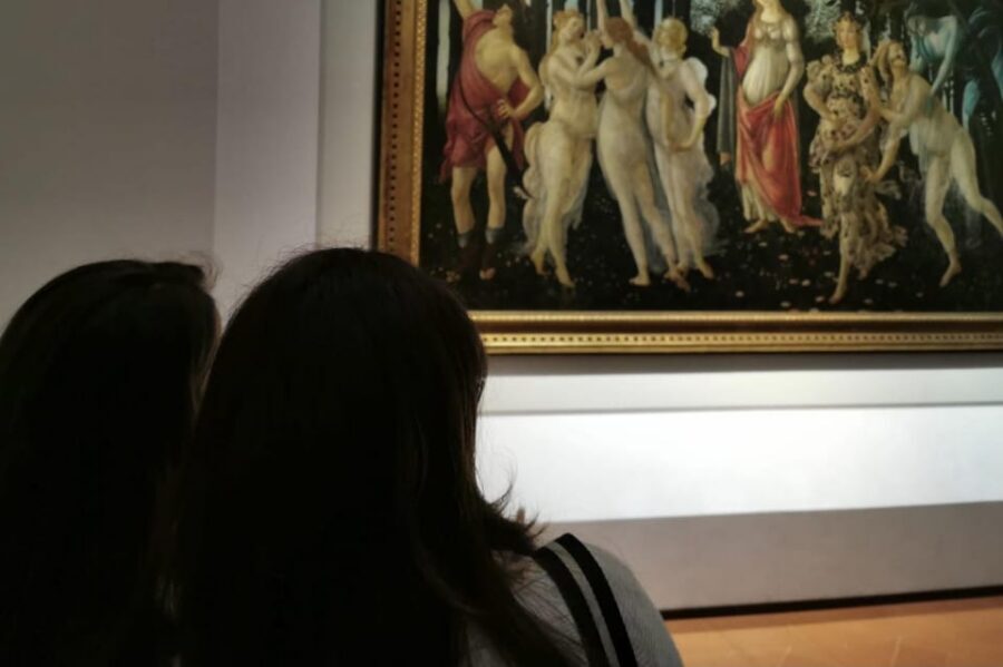 Florence: Uffizi and Vasari Corridor Timed Ticket & AudioApp - Audio apps in multiple languages: great for independence