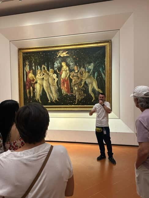 Florence: Uffizi Gallery Guided Tour, Skip-the-Line Tickets - Headsets and a live English guide: how the audio actually helps