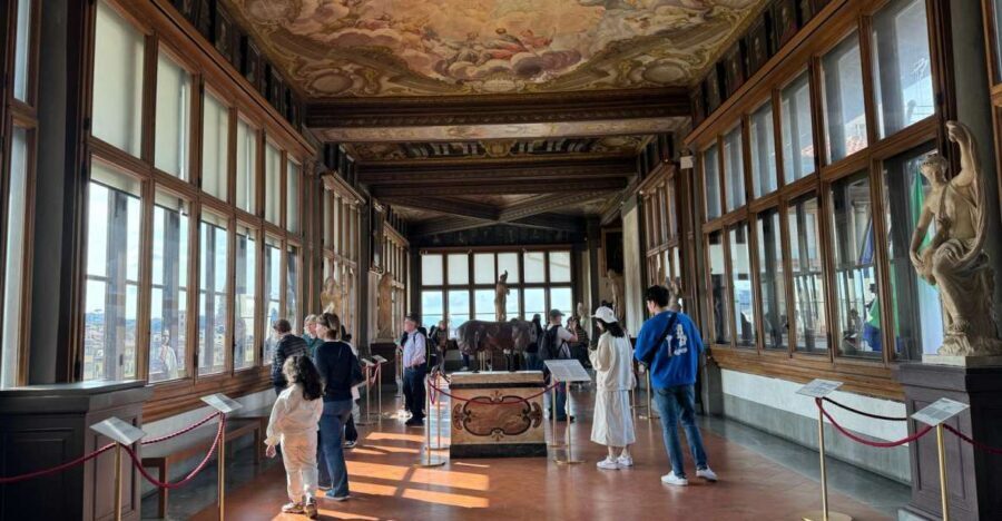 Florence: Uffizi Gallery Priority Access & Small Group Tour - Language Coverage: Great When It Hits, Annoying When It Doesn’t