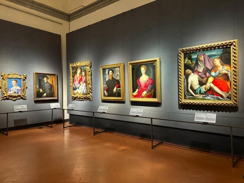 Florence: Uffizi Gallery Priority Access & Small Group Tour - Meeting Your Guide at Leonardo’s Statue (And What to Look For)