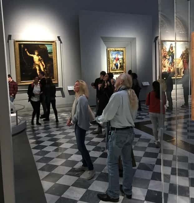 Florence: Uffizi Gallery Private Tour w/ Skip-the-Line Entry - The Uffizi history your guide explains first