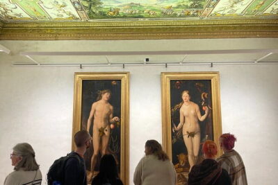 Florence: Uffizi Gallery Small Group Tour with Skip-the-Line - Meeting at Piazzale degli Uffizi and Starting Smoothly