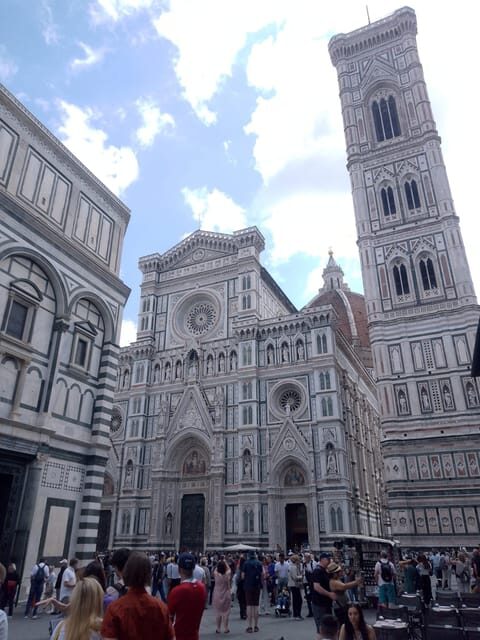 Florence Unveiled: The Rivalry of Leonardo and Michelangelo - Cathedral and dome stops: seeing Brunelleschi through the street view