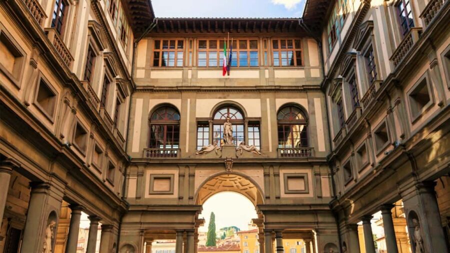 Florence: Walking Tour with Skip-the-Line Accademia & Uffizi - Outside Florence Cathedral: the dome lesson you can’t get from photos