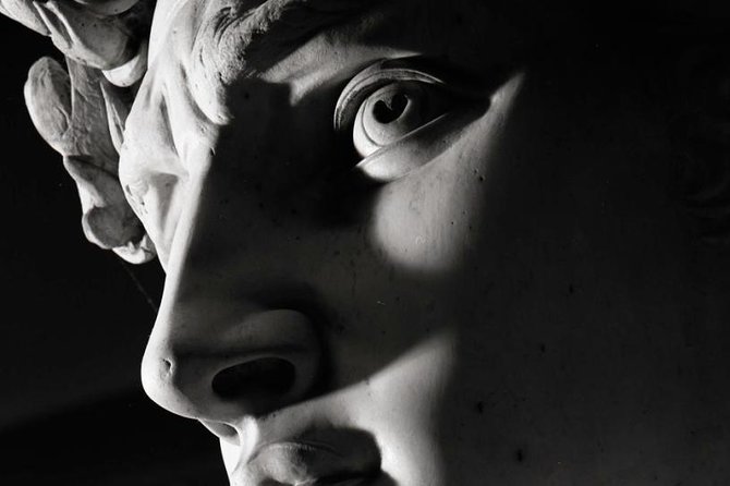 Florence: Whispers of the Renaissance walking tour - Via de’ Pucci 37: your start point and how to avoid the scramble
