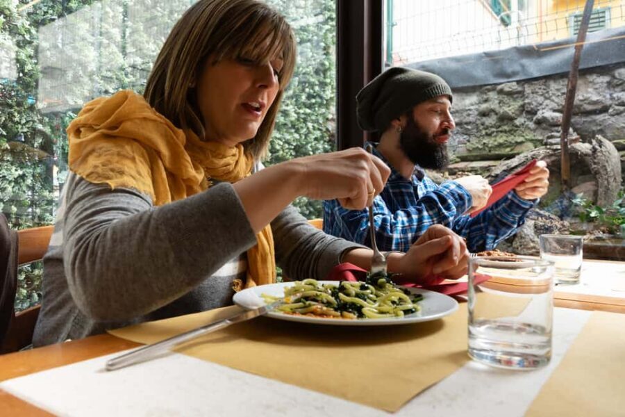 Florence’s Ultimate Food Tour: Full Tuscan Meal with a Local - Via Panzani starting area: a fast warm-up before the eating starts