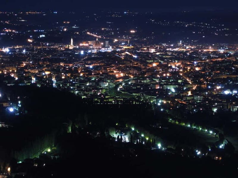Florence:Sunset Panoramic Tour Fiesole & Michelangelo Square - Stop 1: Piazzale Michelangelo and the skyline moment