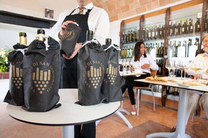 Food and Wine Lesson and Wine Tasting in San Gimignano - English-friendly instruction with a tight, repeatable method