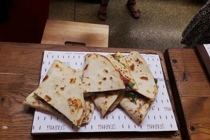 Food markets tour with a local! - Bologna’s market scene: what makes this tour different