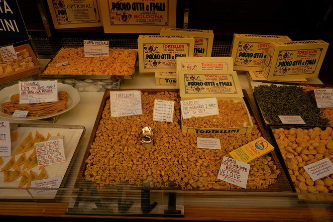 Food markets tour with a local! - Price and logistics: what you’re paying for