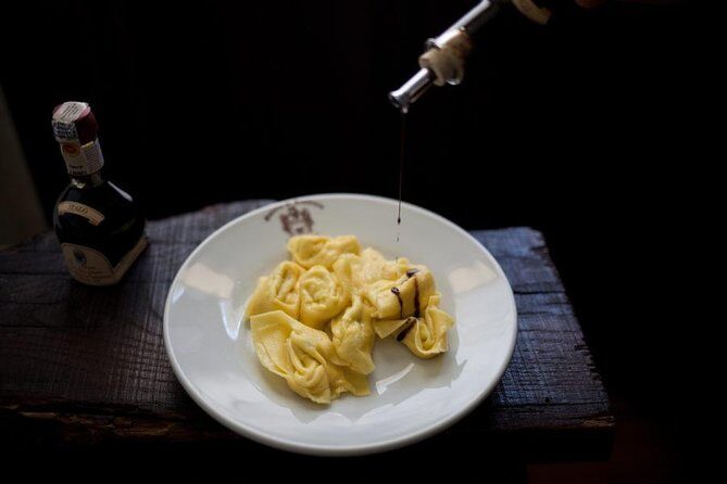Food Tour: Parmigiano, Balsamic, Red Wine, lunch,transport - Acetaia Pedroni di Modena: The balsamic story behind Black gold