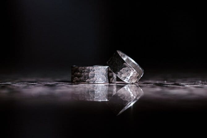 Forge your own wedding rings or friendship rings in Tuscany - Tuscany ring-making, step by step with Dörthe
