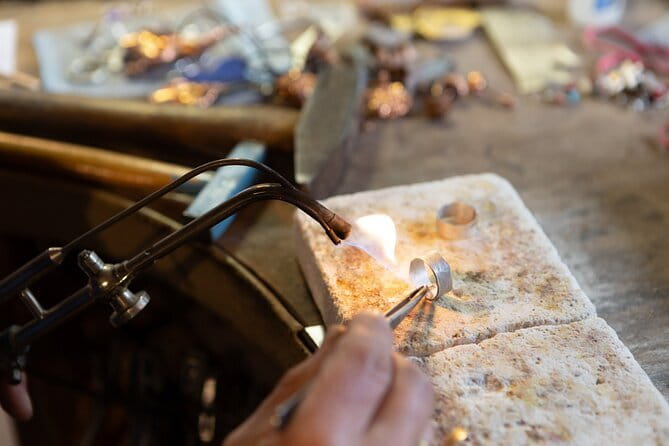 Forge your own wedding rings or friendship rings in Tuscany - Key highlights you’ll feel right away