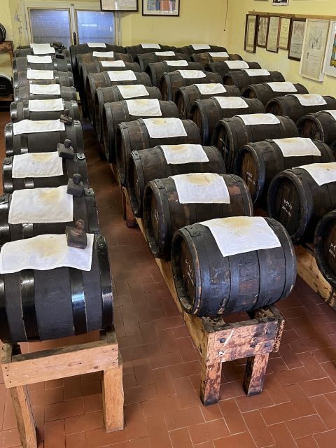 From Bologna: Parmesan, Vinegar, Lambrusco with Transfer - Lunch at the producer’s premises: how the meal ties it all together