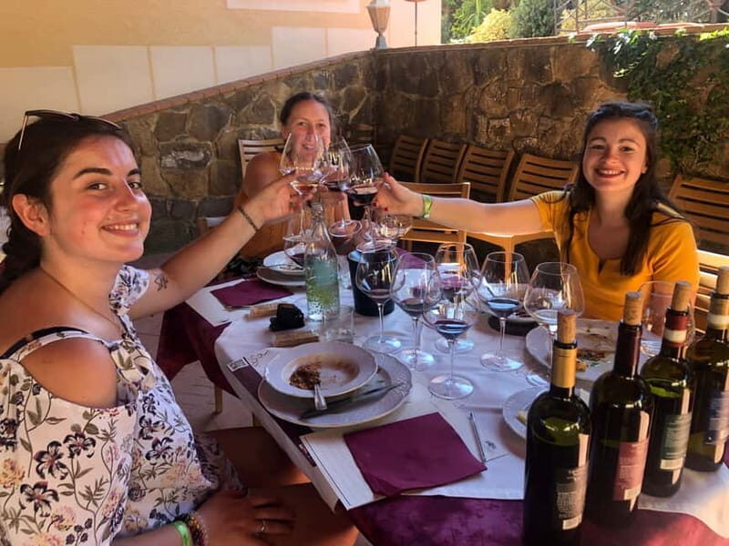 from Florence: All inclusive Tuscany Vespa Tour in Chianti - Winery lunch and tastings: why this stop lands well
