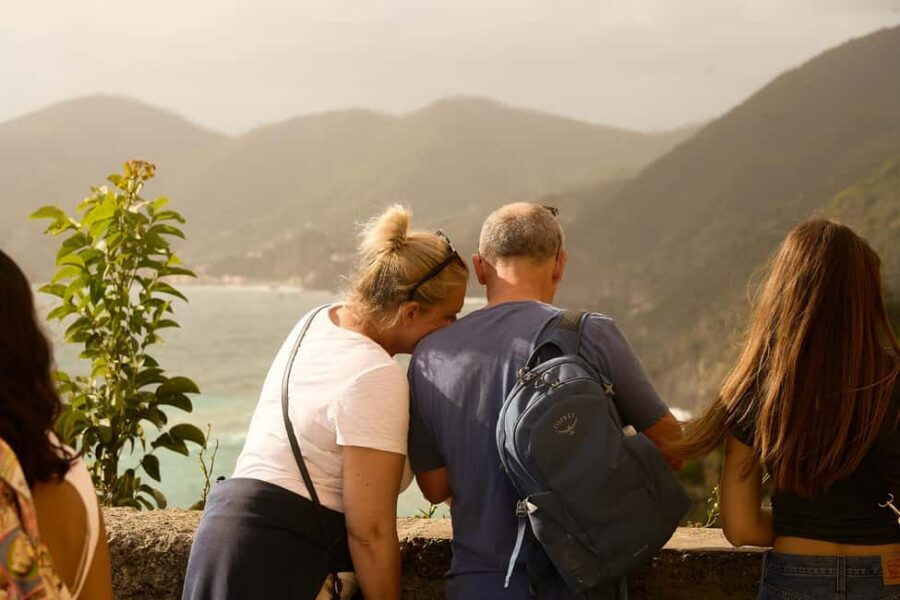 From Florence: Cinque Terre Day Trip with Local Guide - Who This Cinque Terre Day Trip Is Best For