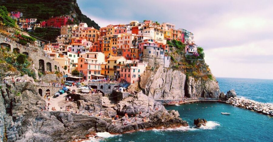 From Florence: Cinque Terre guided tour with Lucca - Lucca after the coast: a change of pace you’ll feel