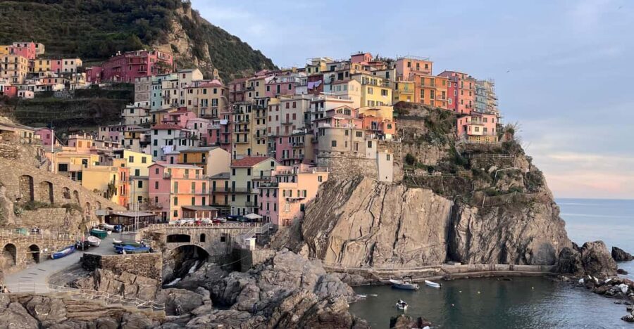 From Florence: Cinque Terre Private Day Trip - Vernazza: Fortifications, Photos, Lunch, and Shopping Time