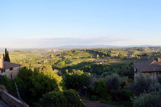From Florence: PRIVATE Siena and San Gimignano with wine tasting - Siena first: a guided hour in the medieval core, then Duomo time