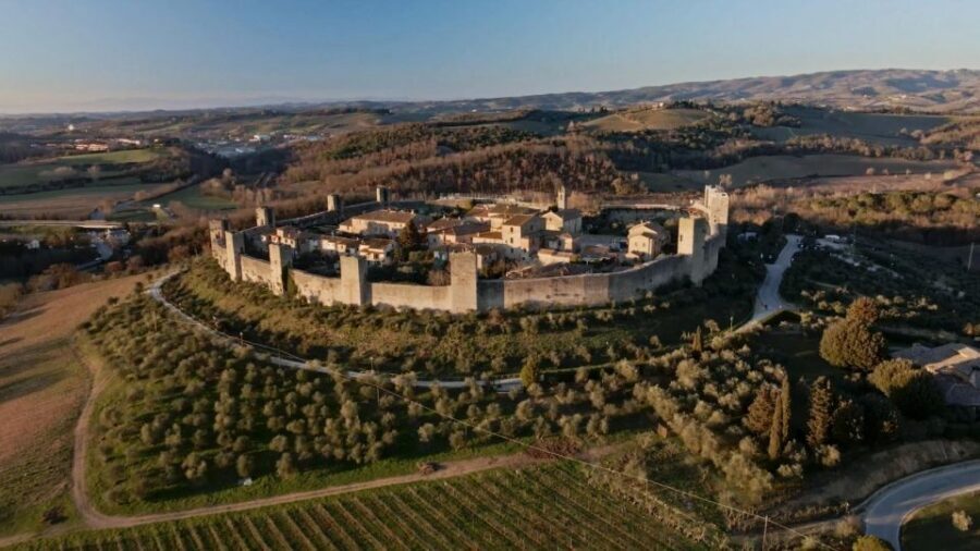 From Florence: Private Siena, San Gimignano + wine tasting - Price and Value for a $495.73 Private Day