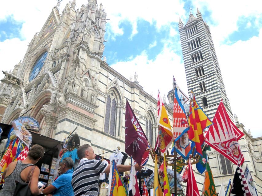 From Florence: Siena, Cortona, Montepulciano & Val D'Orcia - Val d’Orcia: the scenic pause for lunch and classic countryside photos