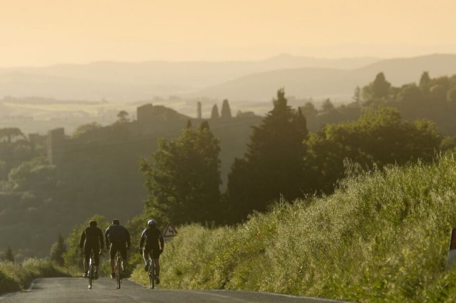 From Florence: Tuscany by E-Bike with Lunch and Wine Tasting - Why Chianti by e-bike beats a standard day trip