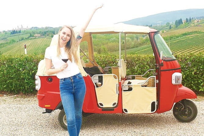From Florence:Tuscany Tuk Tuk with Lunch, Wine & San Gimignano - Price and value: why $360+ can make sense here