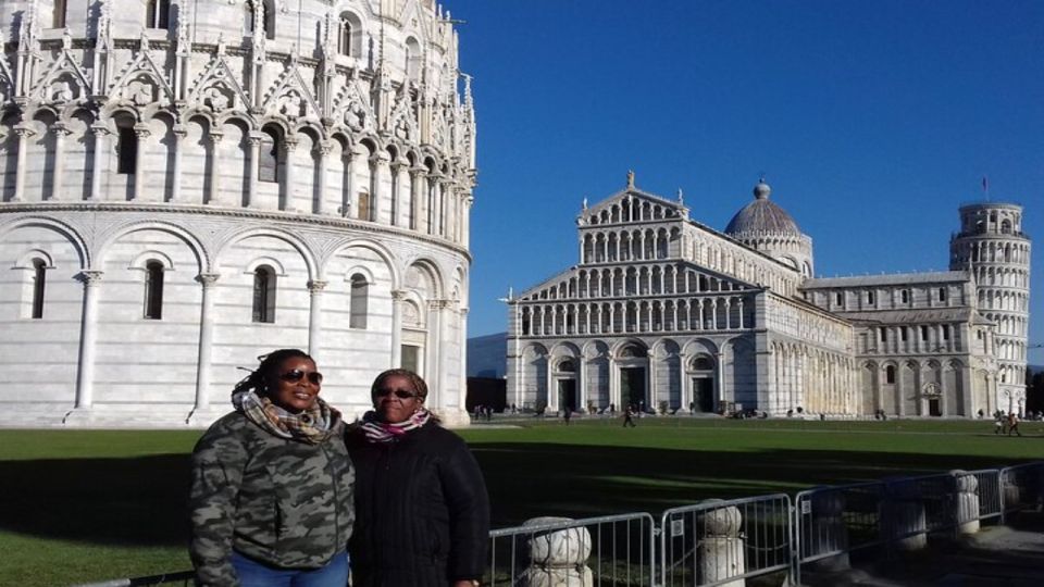 From Livorno: Guided Day Trip to Florence and Pisa by Bus - Square of Miracles in Pisa: UNESCO in a focused 30-minute walk
