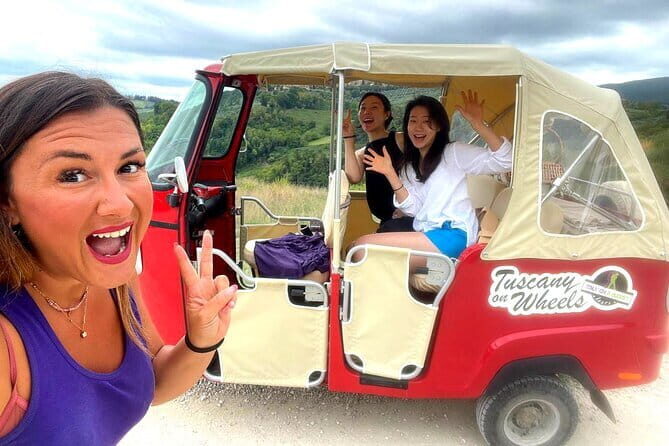 From San Gimignano: Tuscany Wine tour by Tuk Tuk with Lunch - Small group comfort: max 2 travelers, no spare seats, and good reasons for that
