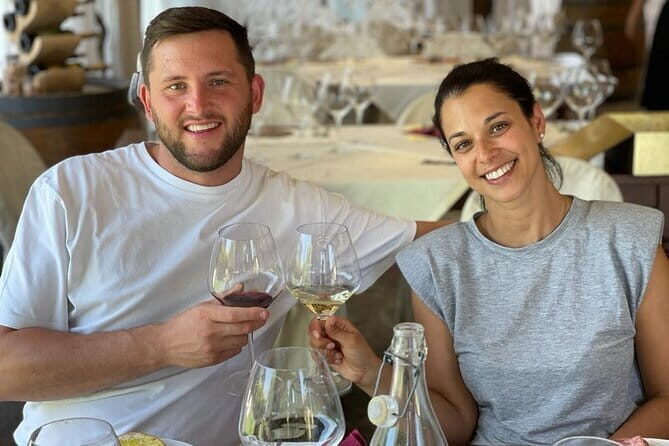 From San Gimignano: Tuscany Wine tour by Tuk Tuk with Lunch - Stop 2 at the winery: Vernaccia, olive oil, and a lunch you’ll actually enjoy