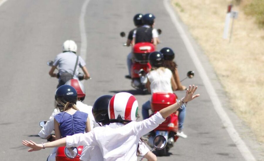 From San Gimignano: Vespa Tour in Chianti - Stop 2: Chianti Hills scenic drive and viewpoints (why it’s worth the early push)