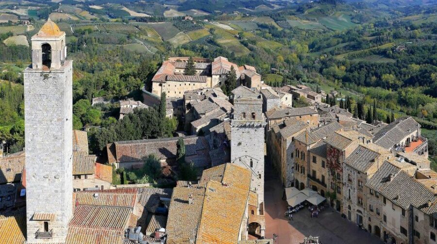 Full-Day Excursion to Siena, San Gimignano & Chianti - Monteriggioni: walls, medieval vibes, and a useful reset