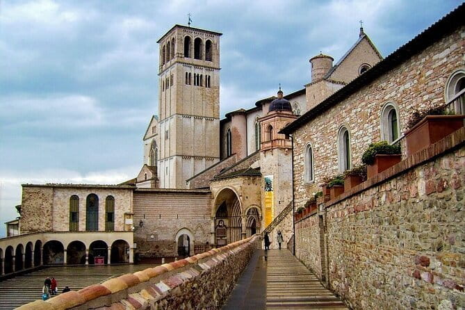 Full Day Private Guided Tour to Assisi and Cortona from Florence - Key things to know before you go