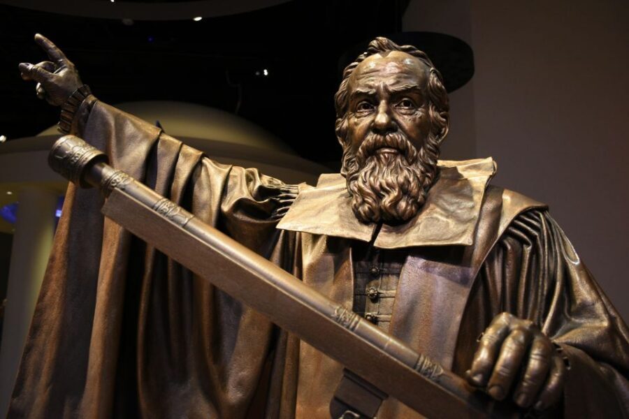 Galileo Galilei Private Science Tour - Museo Galileo Galilei: the telescopes and the preserved finger