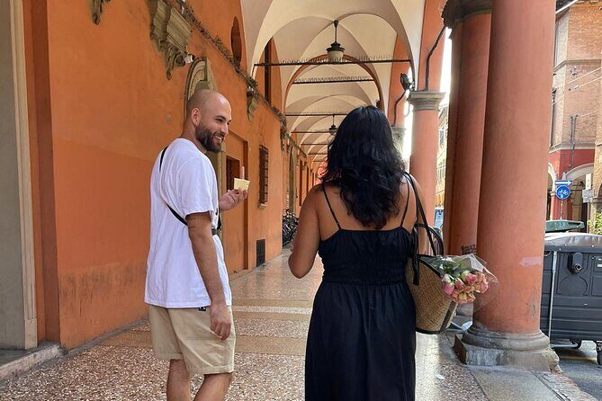 Gelato Crawl Tour Bologna: See Italy's Food Capital in a New Way - How the guide teaches gelato quality (without making it complicated)