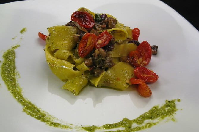 Gluten-Free Dinner & Wine in the Chef's Charming Home - Finding Chef Vary’s home on Via Romana (and what 43 steps means)