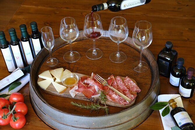 Golden Grains & Gourmet Pasta Cooking Class - The Wine and Olive Oil Tasting: What to Taste for While You Enjoy
