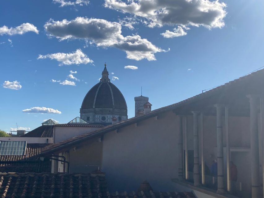 Guide Tour of Florence with an official Tour Guide - The morning flow: from Piazza di San Lorenzo into the Medici orbit