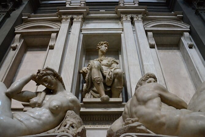Guided Medici Tour Florence: Discover Mysteries & History - Key things to know before you go
