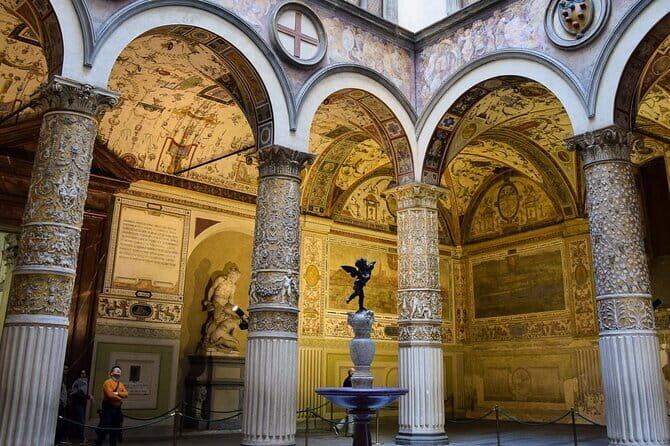 Guided Walking Tour of Florence – Duomo & Historic Squares - Stop 1: Palazzo Medici Riccardi and the Medici Playbook