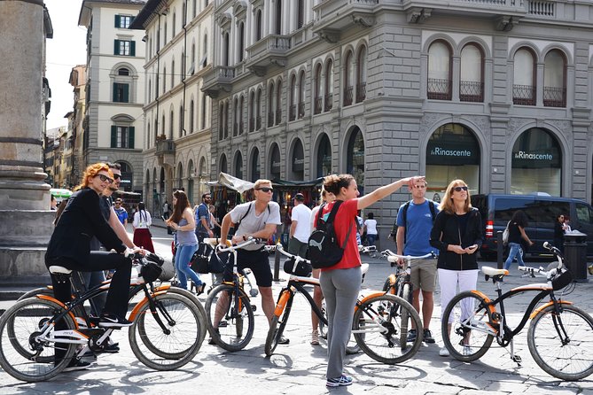 Highlights of Florence Bike Tour (E-bike Upgrade Available) - Riding Reality Check: Crowds, Bumpy Streets, and Real Traffic