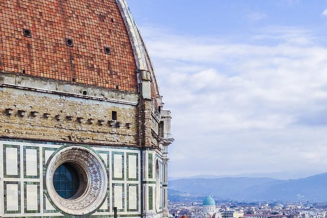 Historical Guided Tour of Florence's Iconic Cathedral - Meeting at Via de Pucci: the start that sets your whole pace