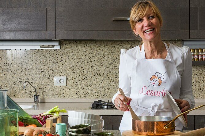 Home Cooking Class & Meal with a Local in Lucca - Group size and English instruction: making it easier to participate