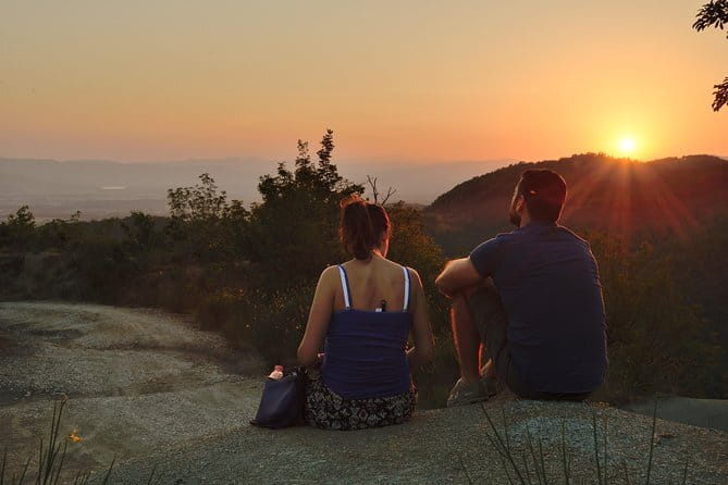 Horse ride in the Mugello (transfer from / to Florence) and Tuscan aperitif - What “most travelers can participate” really means for you