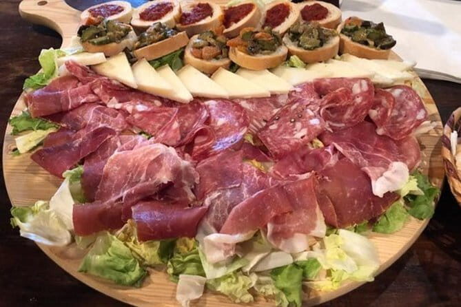 Horse ride, Olive Oil and local foods tasting in a Tuscan farm - Lunch in Tuscany: bruschetta, cheeses, cold cuts, and Chianti