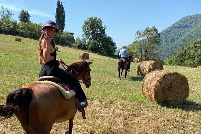 Horseback ride and Poolside Day chillout with Tuscan Lunch - Key highlights worth the money
