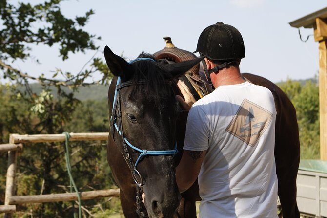 Horsemanship Experience - The 45–60 minute trail ride: woods, fields, and Murlo’s hill views
