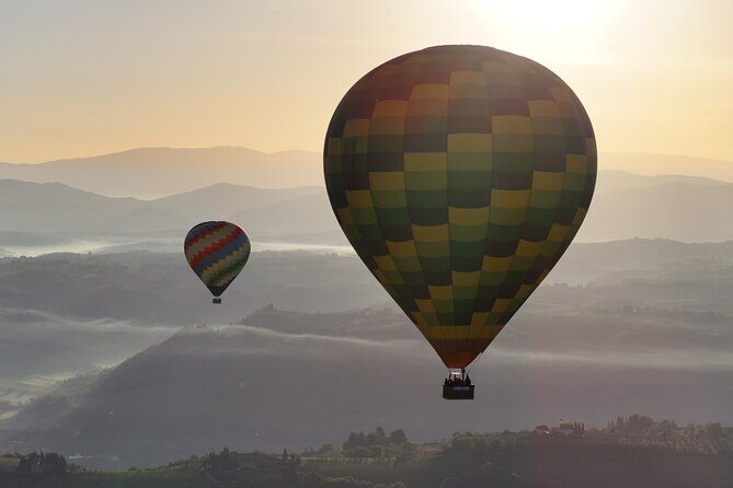 Hot air balloon over the hills of Pienza, Montalcino and Val D'Orcia - The 6:00 am start from Buonconvento (and why it matters)