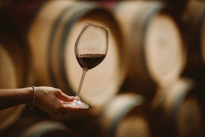Italian Cooking Class and Wine Tasting in Tuscany - The brief historic property walk: what you’ll actually get