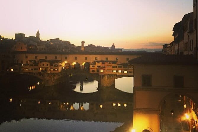 Kid-Friendly Florence Tour by Night with Gelato & Pizza - Piazza della Signoria Meeting Point: Where the Night Adventure Starts